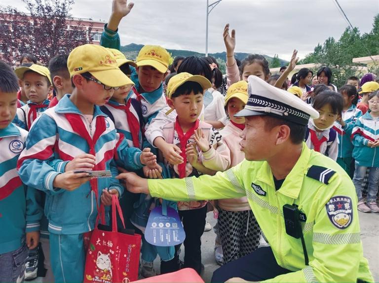 甘肃榆中-暑期交通安全教育走进校园