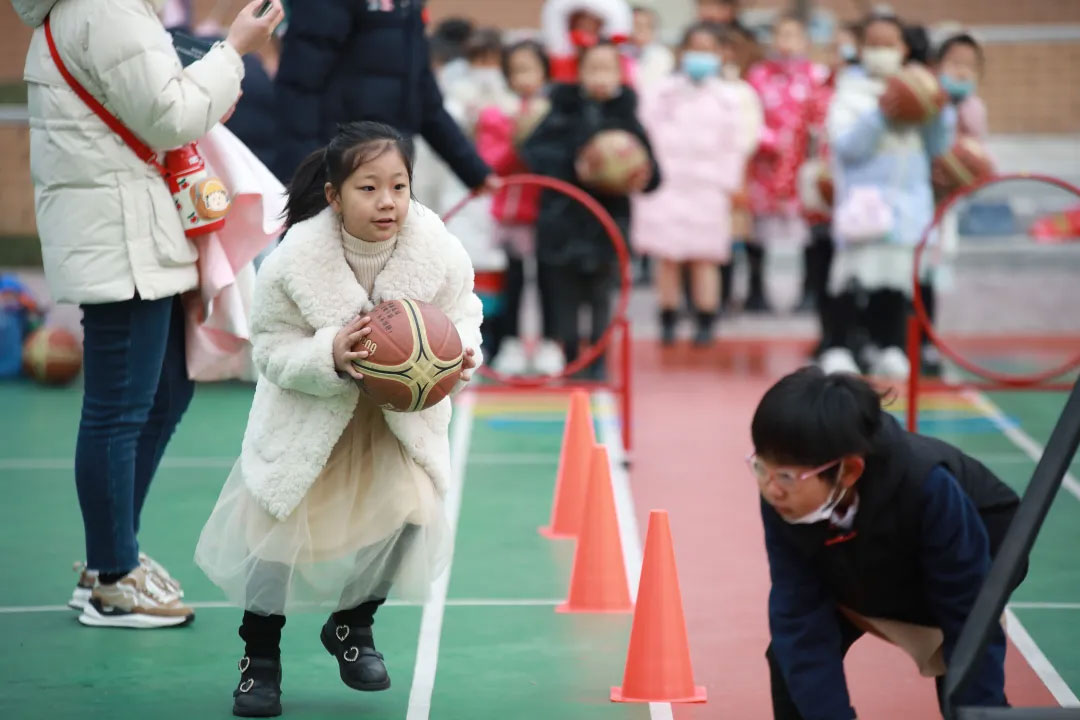 河北邯郸市荀子实验第二小学：时光眷顾“奋楫者” 星光不负赶路人