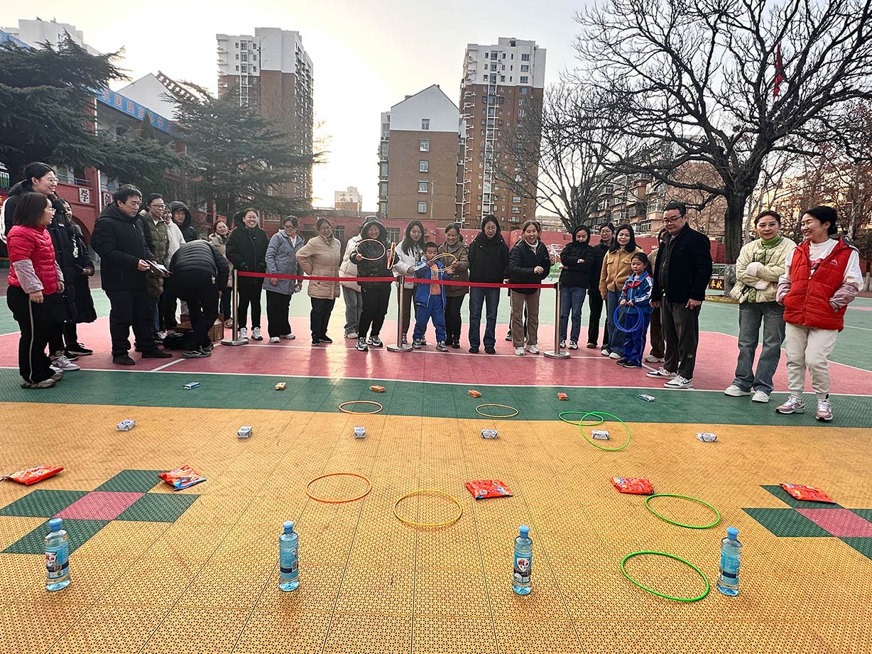 教育因你而美丽—河北邯郸峰峰矿区太安小学开展“三八”妇女节趣味活动